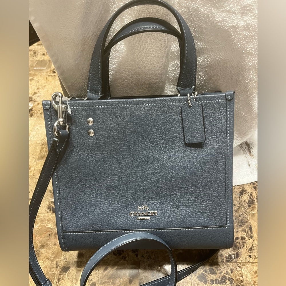 NWT
Coach Dempsey Tote bag in Denim/silver